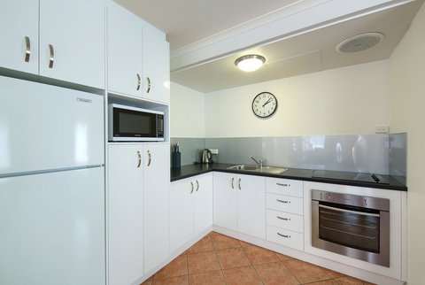 Pelicans Albany Middleton Beach - New South Wales Tourism  3