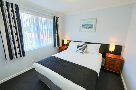 Pelicans Albany Middleton Beach - New South Wales Tourism  14