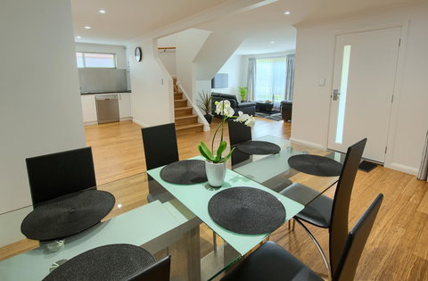 Pelicans Albany Middleton Beach - New South Wales Tourism  22