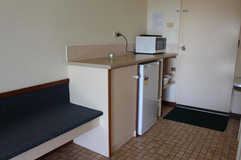 Karri Forest Motel - New South Wales Tourism  34
