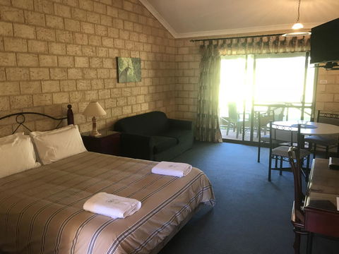 Karri Forest Motel - New South Wales Tourism  23