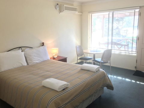 Karri Forest Motel - New South Wales Tourism  24
