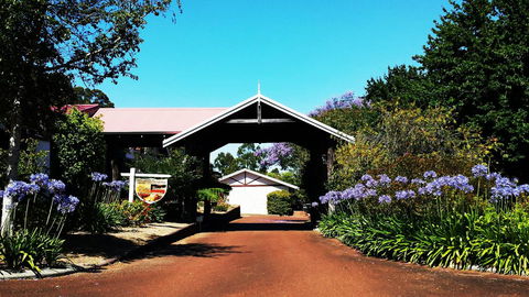 Karri Forest Motel - New South Wales Tourism  28