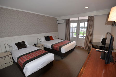Country Comfort Amity Motel - New South Wales Tourism  15