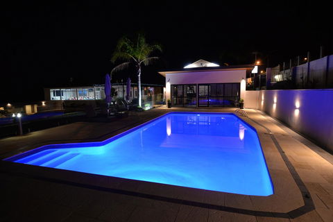 Country Comfort Amity Motel - New South Wales Tourism  0