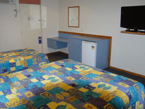 Dunsborough Central Motel - New South Wales Tourism  25