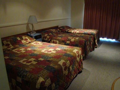 Dunsborough Central Motel - New South Wales Tourism  18