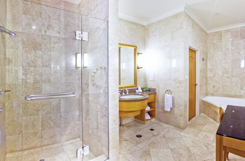 Duxton Hotel Perth - New South Wales Tourism  3