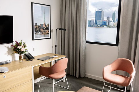 Quest South Perth Foreshore - New South Wales Tourism  9