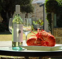 Lazy Lobster Holiday Units  Chalets - New South Wales Tourism 