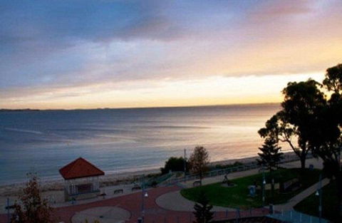 Boardwalk By The Beach - New South Wales Tourism  4