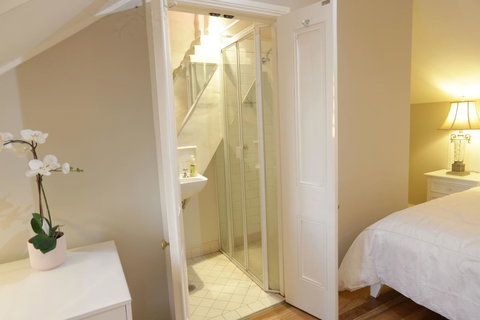 Stunning Terrace In Centennial Park - New South Wales Tourism  18