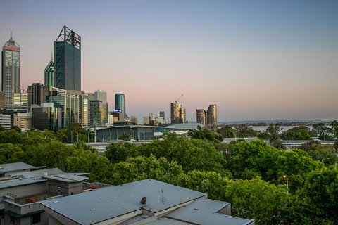 Perth Short Stays - New South Wales Tourism  4