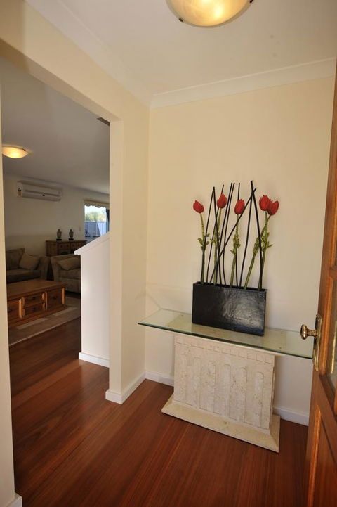 Palm Beach Manor - New South Wales Tourism  1