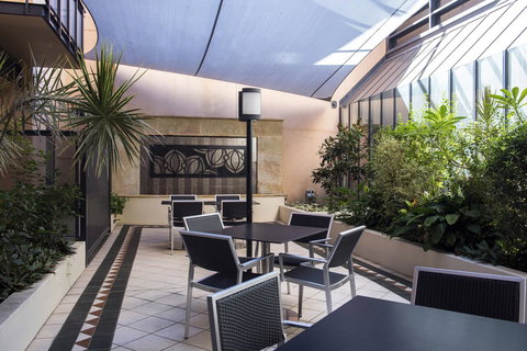 Mantra On Hay Perth - New South Wales Tourism  12