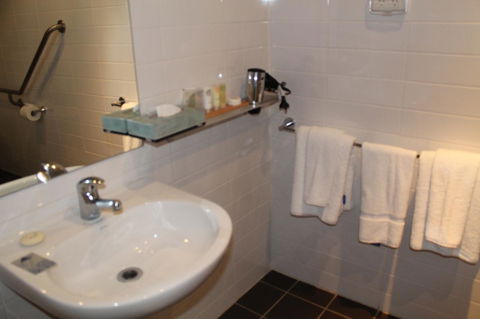 Hunter Gateway Motel - New South Wales Tourism  13