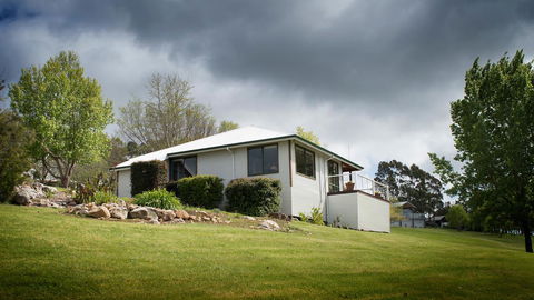 Karri Mia Chalets And Studios - New South Wales Tourism  28