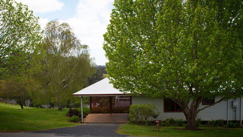 Karri Mia Chalets And Studios - New South Wales Tourism  21