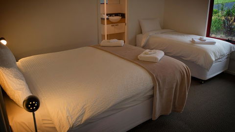 Karri Mia Chalets And Studios - New South Wales Tourism  6