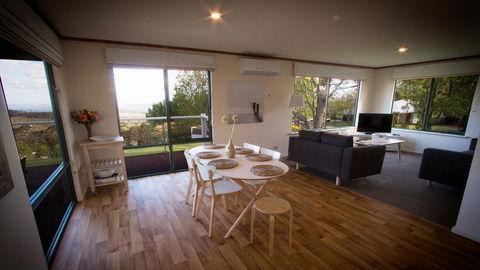 Karri Mia Chalets And Studios - New South Wales Tourism  8