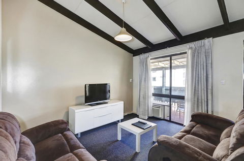 West Beach Lagoon 123 - Location & Views!!! - New South Wales Tourism  6