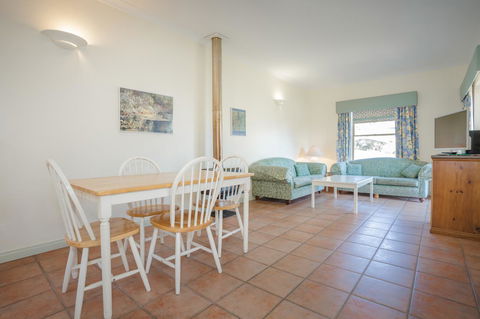 Middleton Beach By The BnB Collection - New South Wales Tourism  24