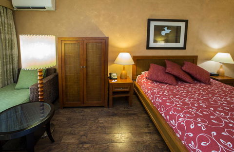 The Continental Hotel - New South Wales Tourism  17