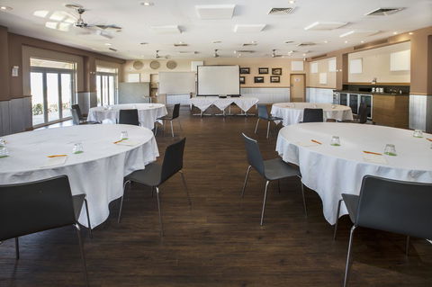 The Continental Hotel - New South Wales Tourism  19