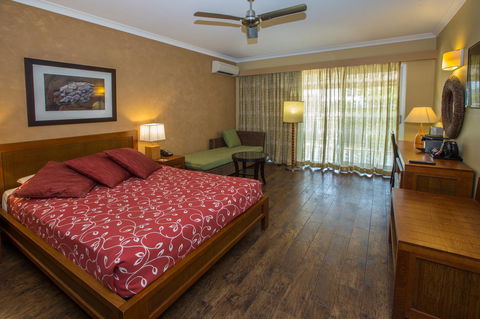 The Continental Hotel - New South Wales Tourism  1
