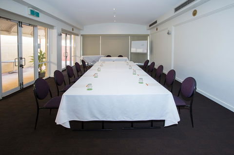 The Continental Hotel - New South Wales Tourism  23