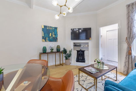 Heritage Townhouse Near Harbour Bridge - New South Wales Tourism  17