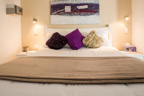 Nelson Bay Bed & Breakfast - New South Wales Tourism  26