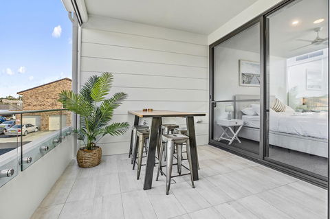 Rockpool 2 Sawtell Beach - Just Steps To Restaurants And 2 Min Stroll To Beach! - New South Wales Tourism  6