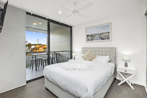 Rockpool 2 Sawtell Beach - Just Steps To Restaurants And 2 Min Stroll To Beach! - New South Wales Tourism  7