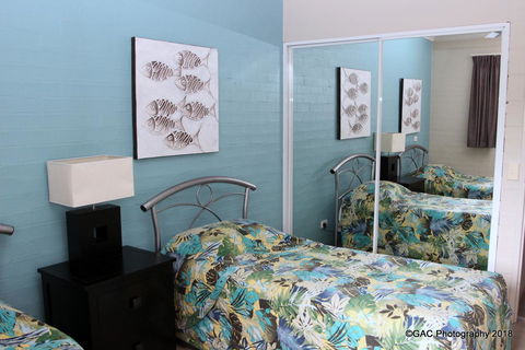 Mollymook Cove Apartments - New South Wales Tourism  21