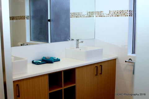 Mollymook Cove Apartments - New South Wales Tourism  28