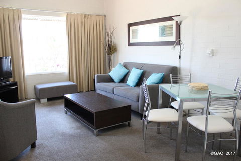Mollymook Cove Apartments - New South Wales Tourism  32