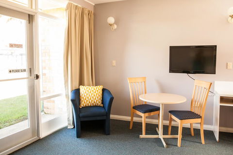 Kempsey Rose Motor Inn - New South Wales Tourism  22