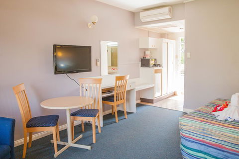 Kempsey Rose Motor Inn - New South Wales Tourism  25