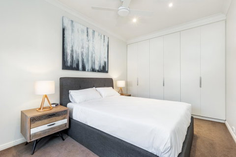 Kensington Self-Contained Modern House (89BROM) - New South Wales Tourism  13