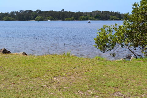 Sundial Holiday Units - New South Wales Tourism  2