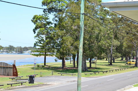 Sundial Holiday Units - New South Wales Tourism  3