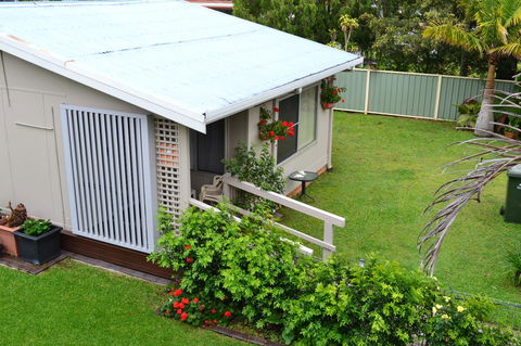 Sundial Holiday Units - New South Wales Tourism  30