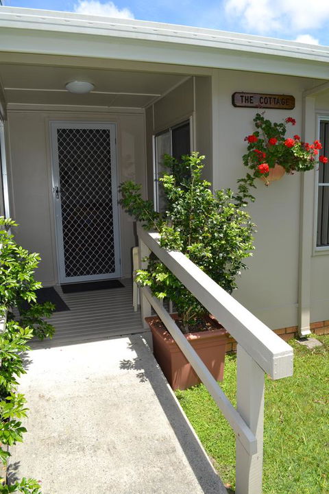 Sundial Holiday Units - New South Wales Tourism  22