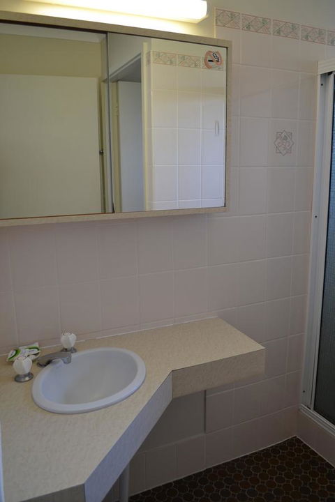 Sundial Holiday Units - New South Wales Tourism  28