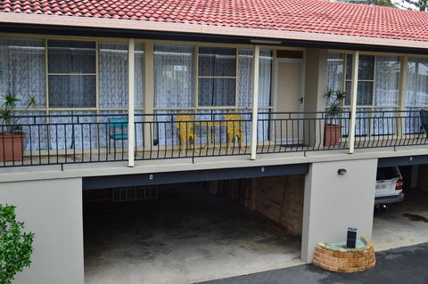 Sundial Holiday Units - New South Wales Tourism  9