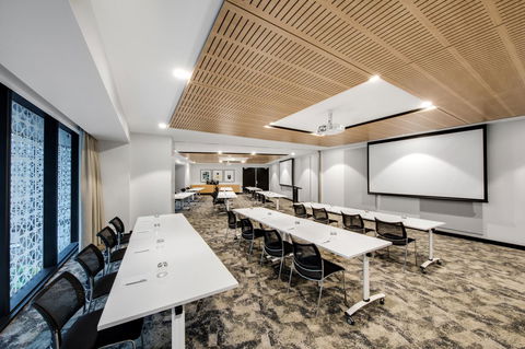 Vibe Hotel North Sydney - New South Wales Tourism  10
