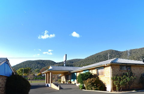 Almond Inn - New South Wales Tourism  2