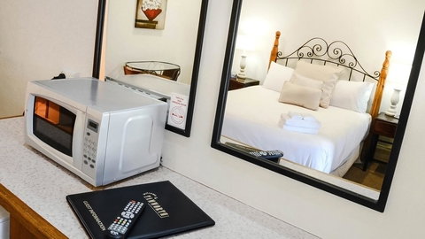 Almond Inn - New South Wales Tourism  21