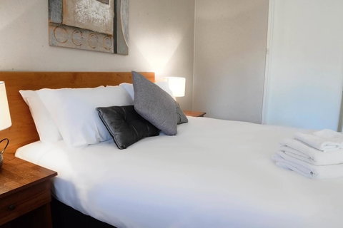 Almond Inn - New South Wales Tourism  0